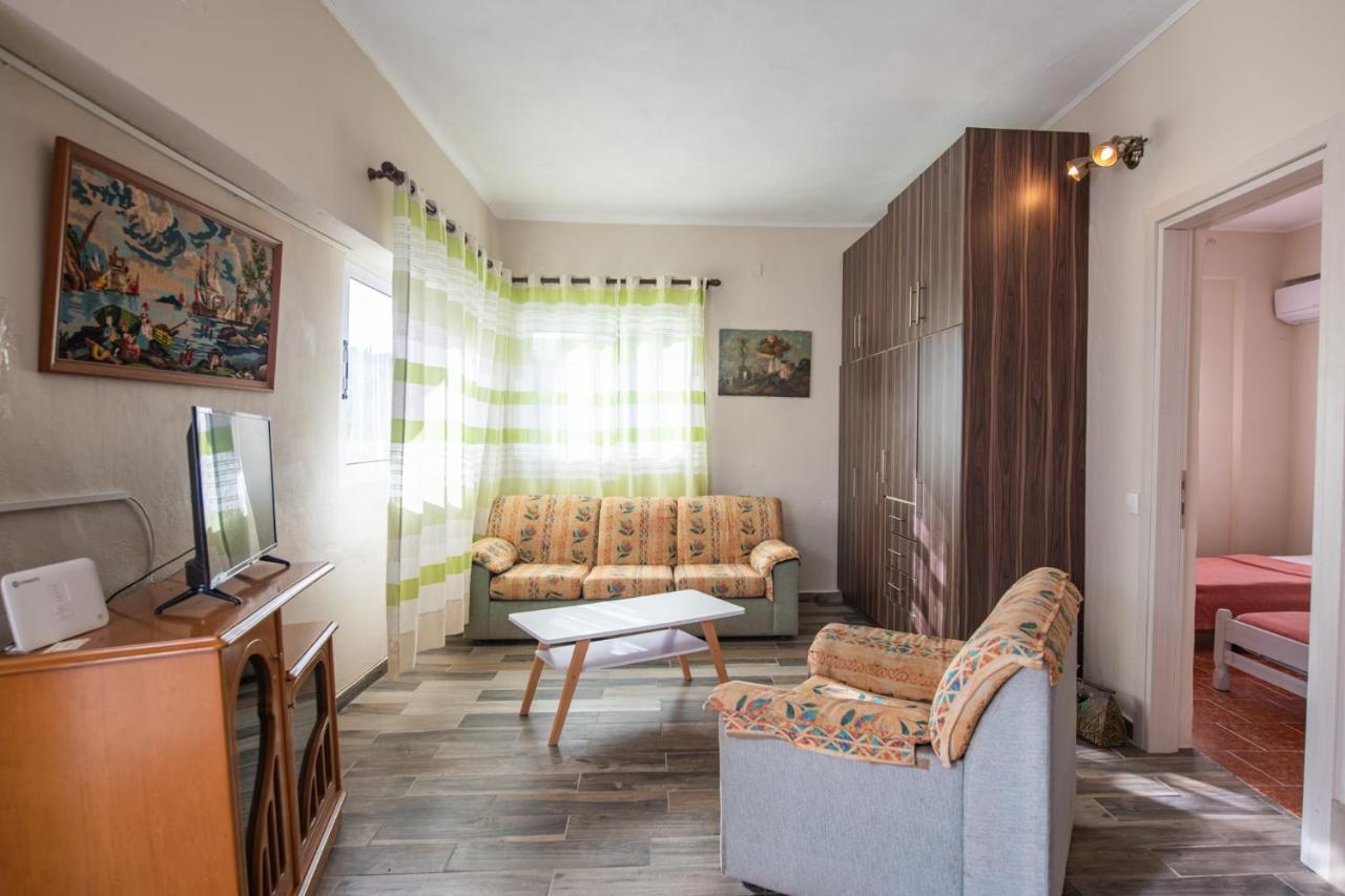 Stelios Stone House Sinarades Villa Kouramádes Екстериор снимка