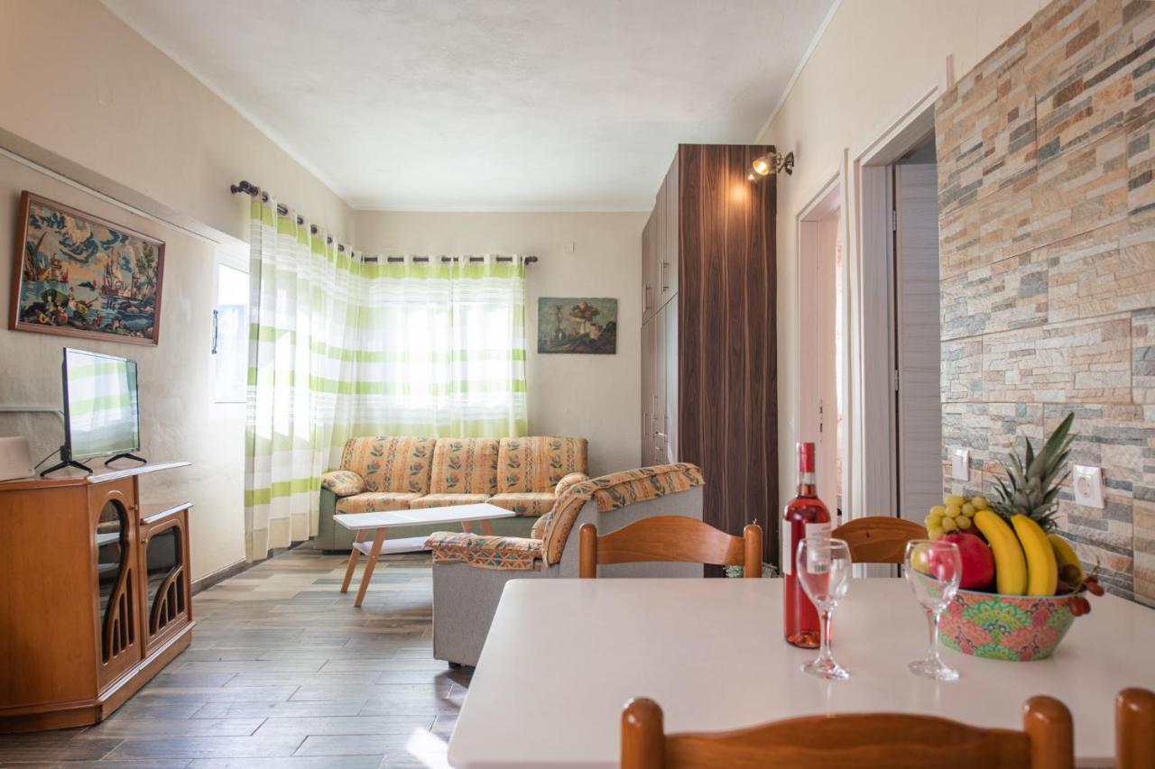 Stelios Stone House Sinarades Villa Kouramádes Екстериор снимка
